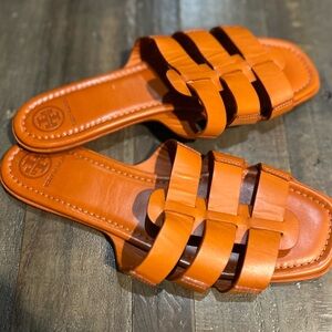 Tory Burch Fisherman Slide Sandals Size 9 in Chipotle Spice - Orange